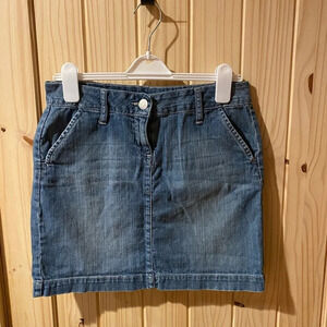 Apt 9 knee length denim skirt size 6